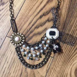 Plunder - Whitney Statement Necklace - Never Worn